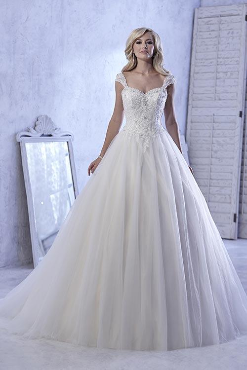 Bridal Gowns Quinceanera Formalwear Weddings Mother of the